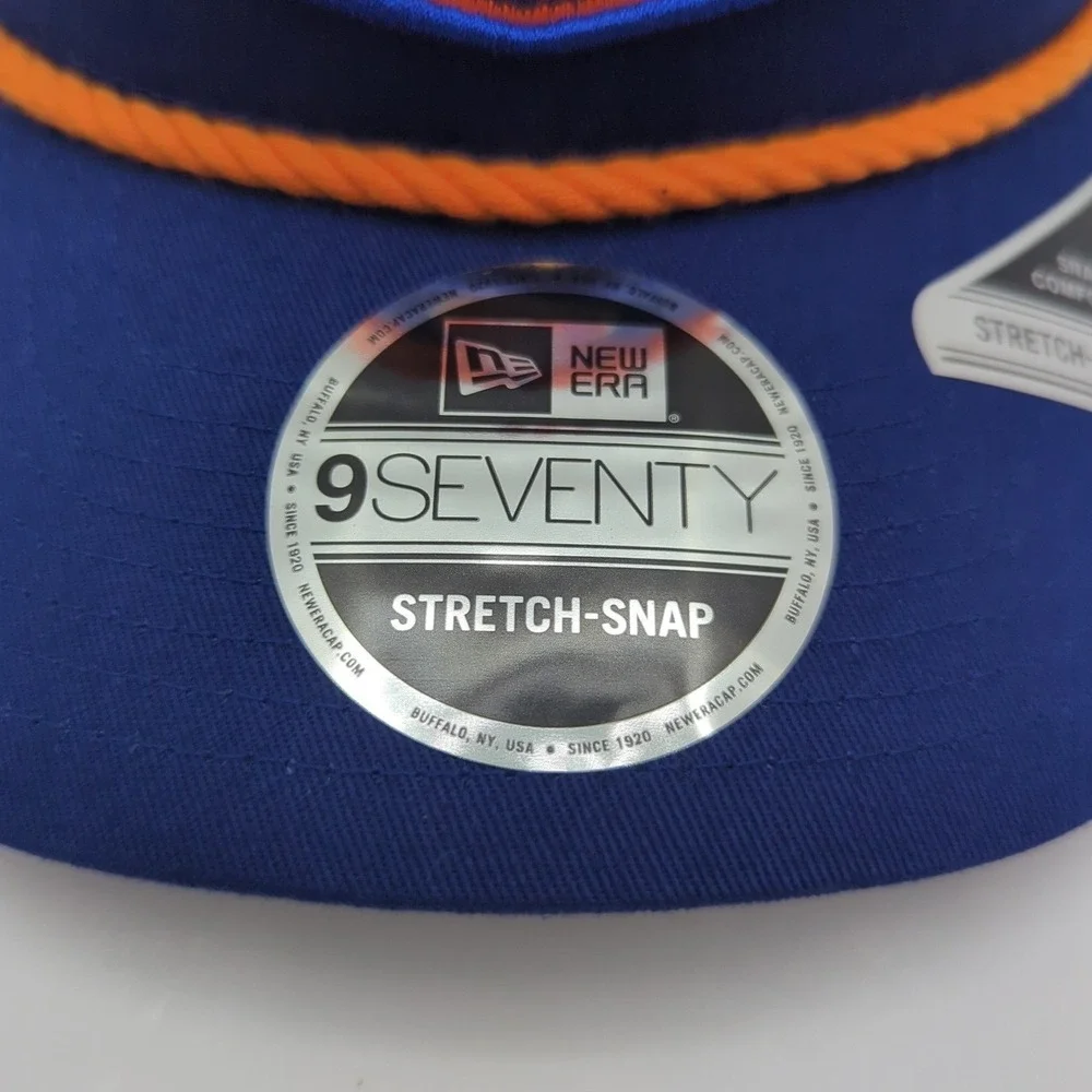 New Era 9SEVENTY New York Islanders Hat Blue White Mesh Stretch Snapback NHL Cap